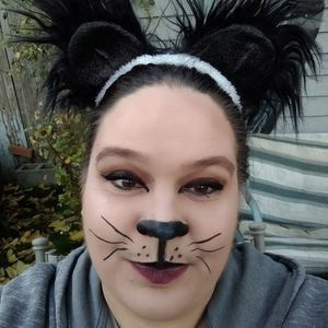 Meet your Posher, Brenda